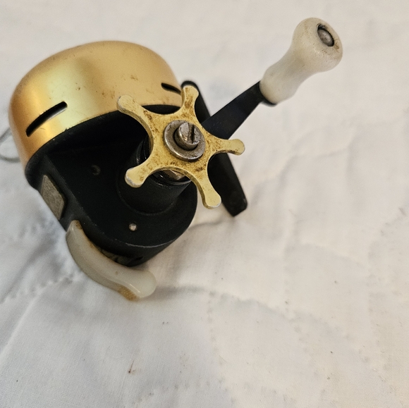 VINTAGE ABU GARCIA ABUMATIC 40 - Picture 3 of 5